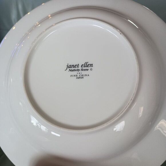 Janet Ellen Nativity Scene Rimmed Soup Salad Bowl Nathan Pinnock Set of 3 - READ - Picture 7 of 7